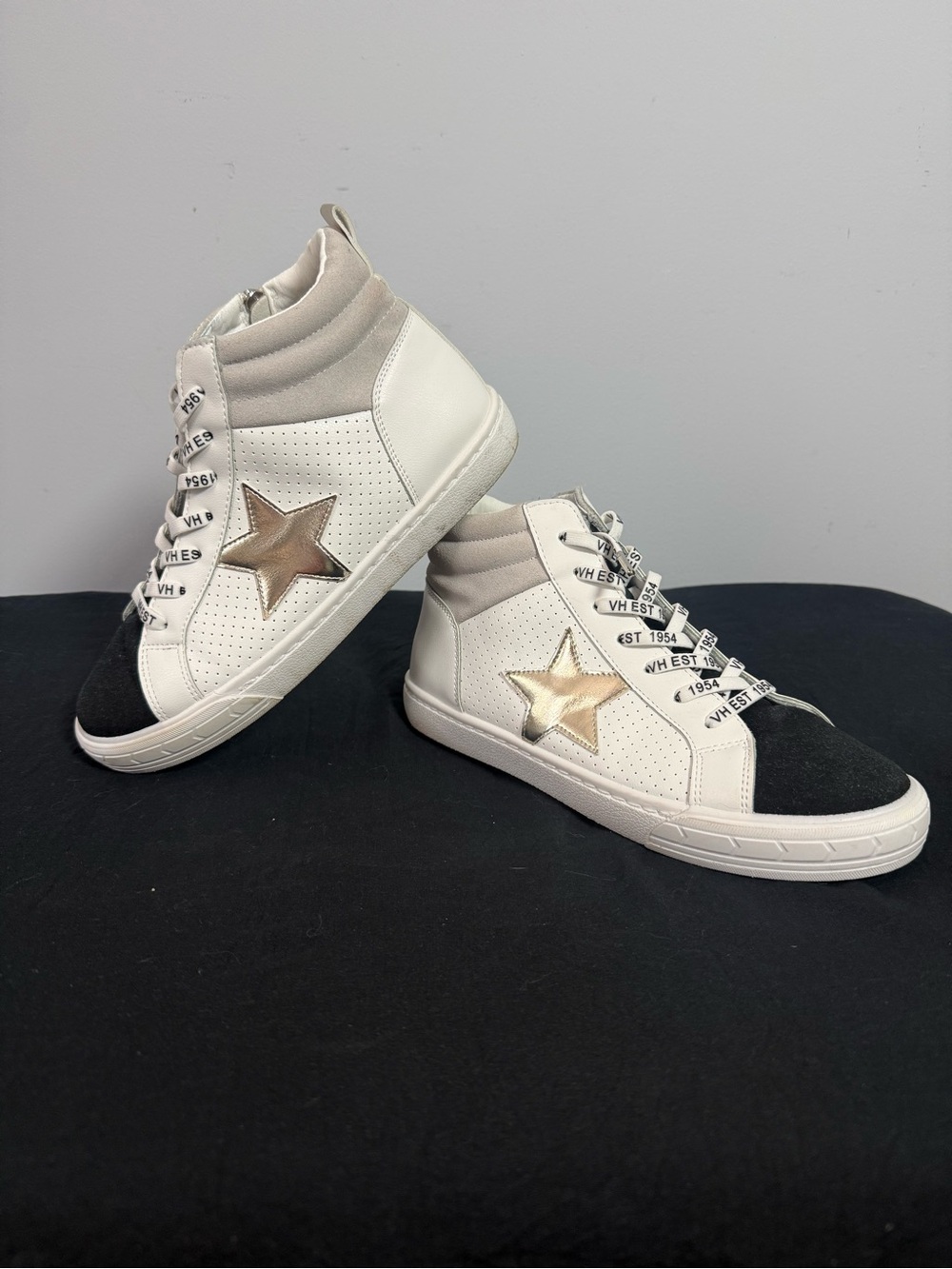 Vintage Havana Heaven High-Top Gold Star Women’s Size 8.5